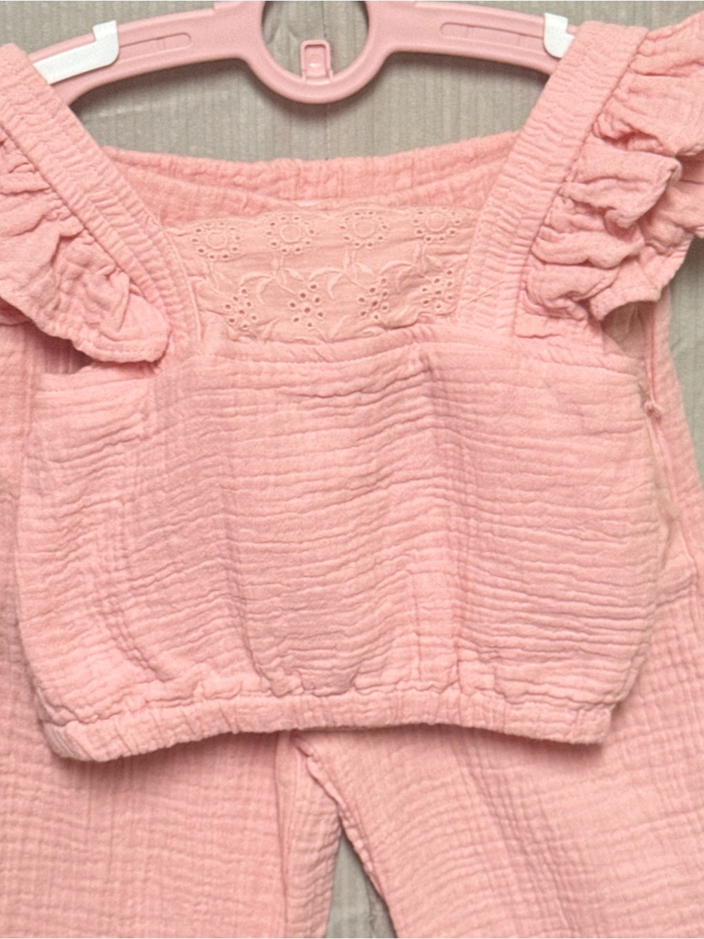 Bearpaw 2T Pink Cotton Crinkle Gauze Ruffle Eyelet Top & Pants Set